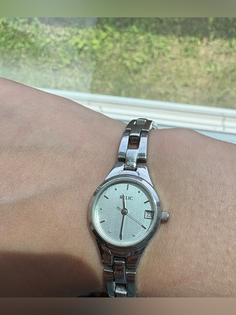 Relic Silver-Tone Women's Bracelet Watch with Light Silver Dial